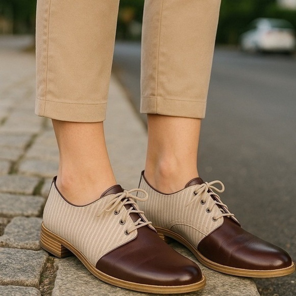 Clarks Artisan Zyris Toledo Leather Pinstripe Oxford Shoes Tan Beige 11â 71-05